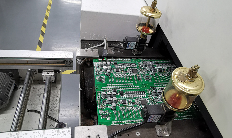 কিভাবে PCBA কারখানার বর্জ্য ব্যবস্থাপনা এবং পুনর্ব্যবহারযোগ্য ব্যবস্থা সম্মতি প্রভাবিত করে?