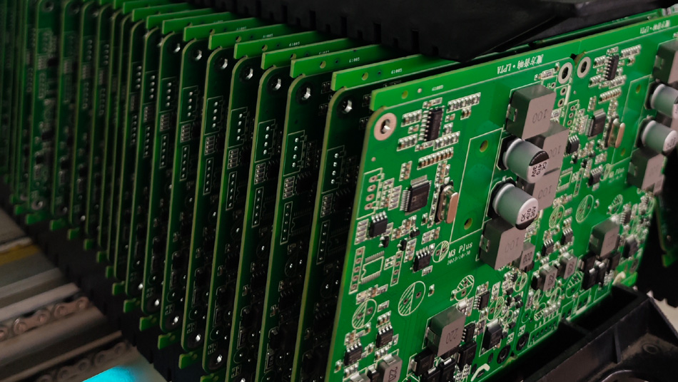 PCBA কারখানার পূর্ণ-প্রক্রিয়া গুণমান পর্যবেক্ষণ সিস্টেমের পাঠোদ্ধার করা